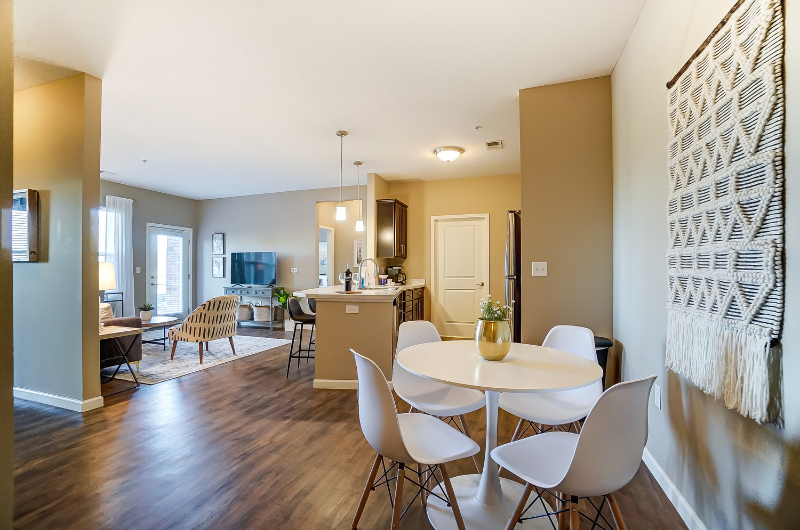 4623 Lowell Ln – photo 3