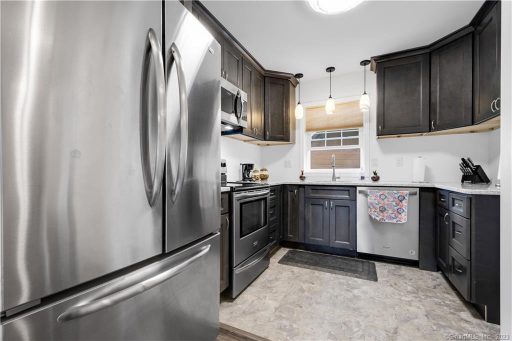 1 Alicia Ln unit B – photo 2
