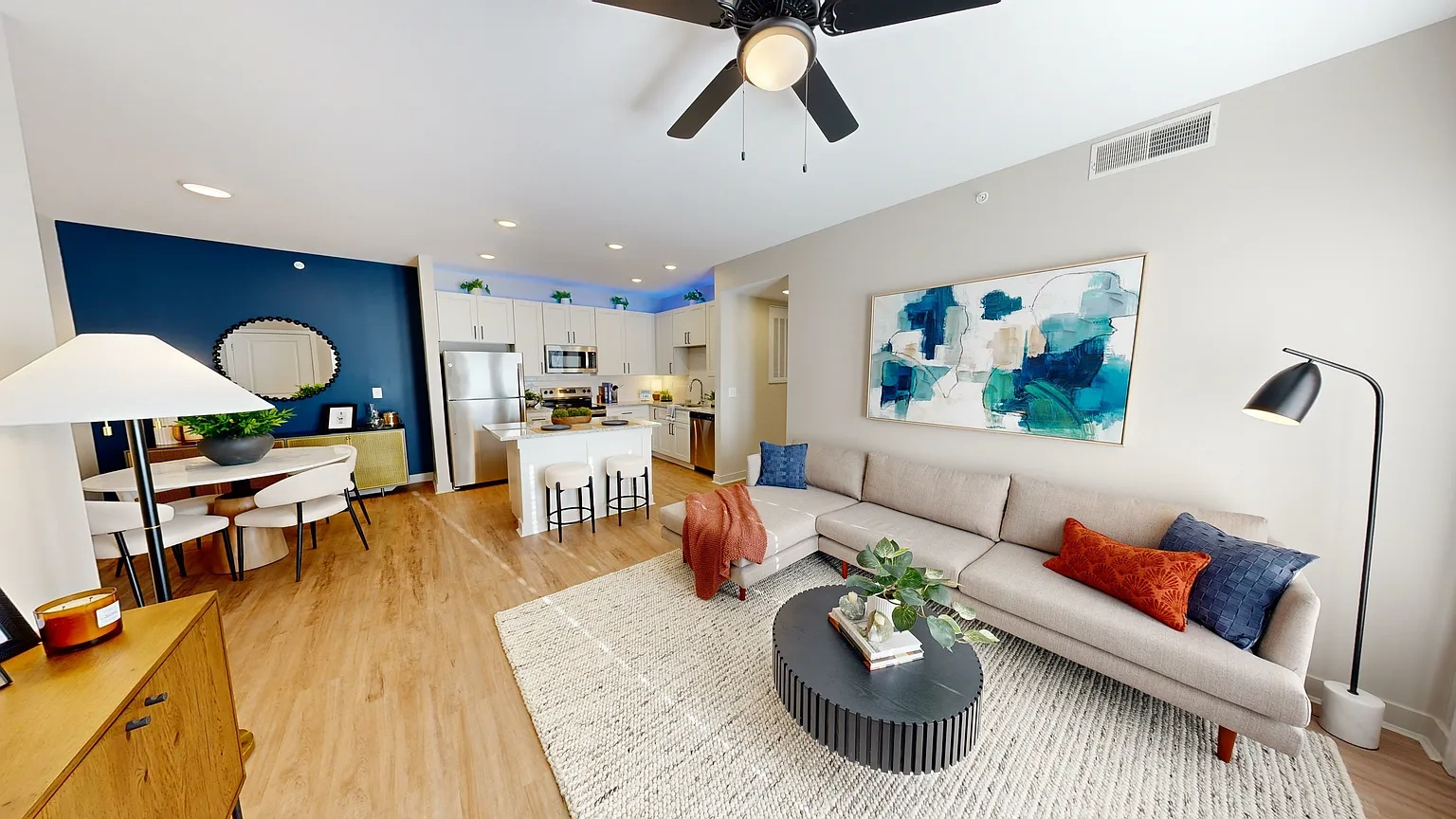 Remington Lake Apartments – photo 3