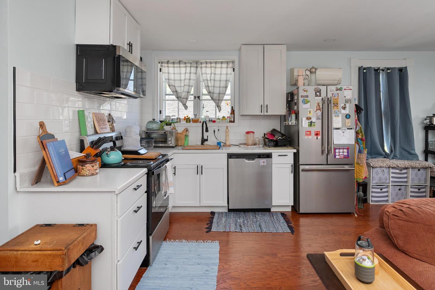 104 Maple Ave unit 4 – photo 5
