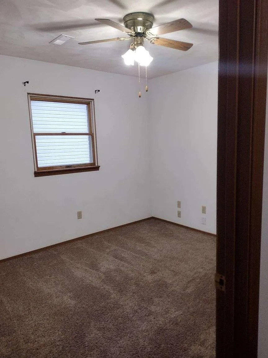 320 E 1st St unit 4 – photo 2