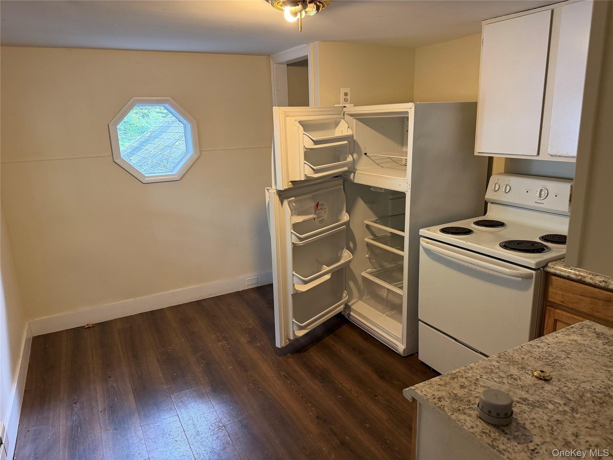 247 Sprague Ave – photo 3