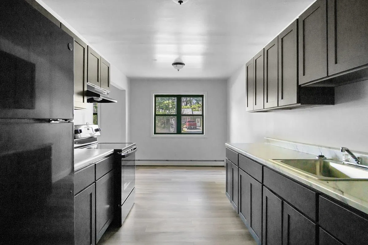 Laurel Gardens APT – photo 2