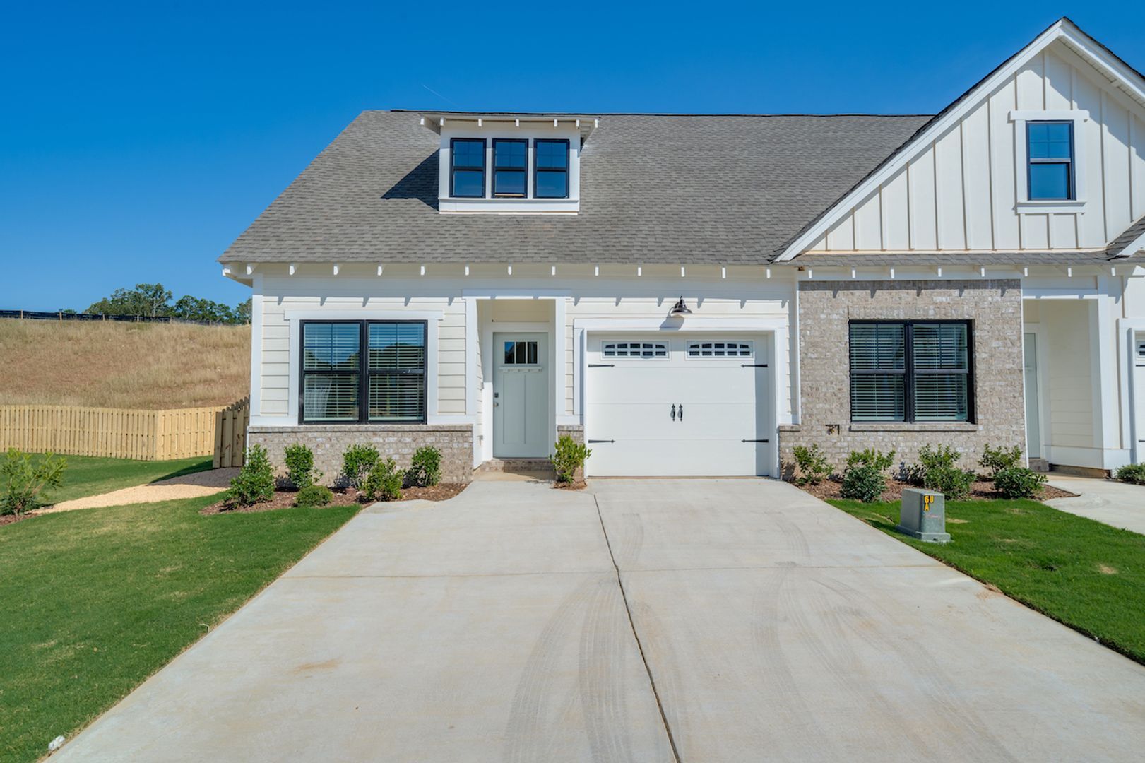 4246 Brevard Blvd – photo 1