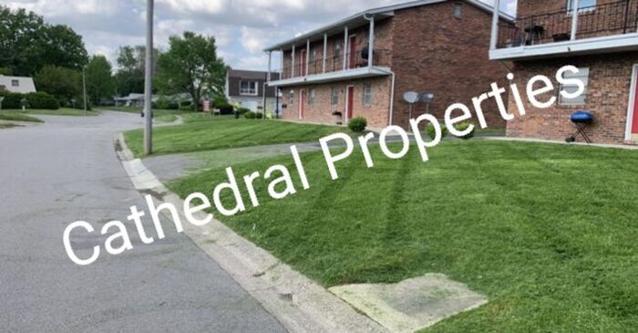 106 Lee Dr unit 3 – photo 2