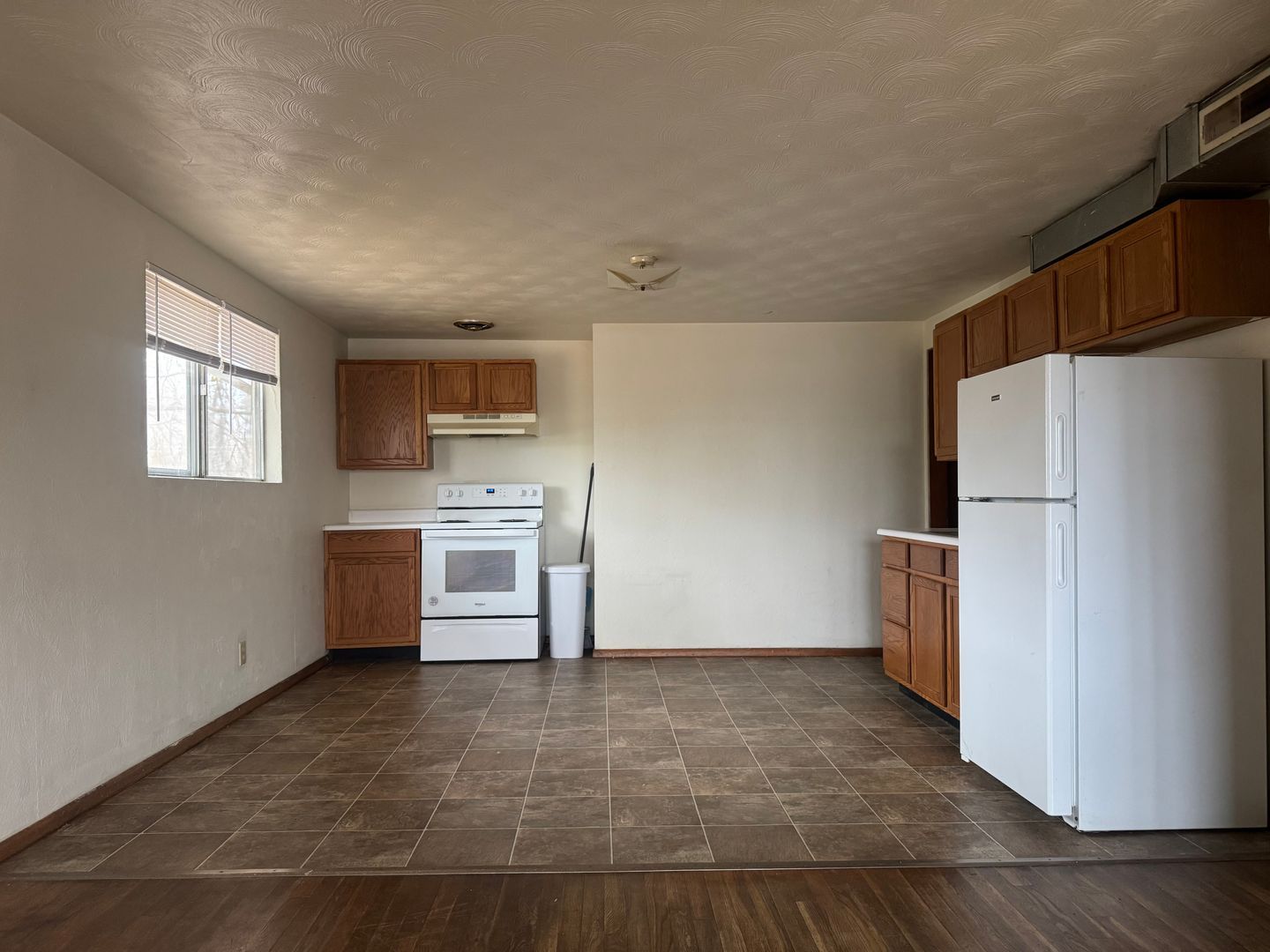 1225 W Freeman St unit 7 – photo 2