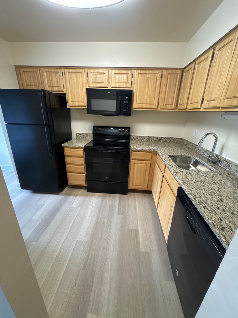 14207 Grand Pre Rd unit 14213 #202 – photo 1