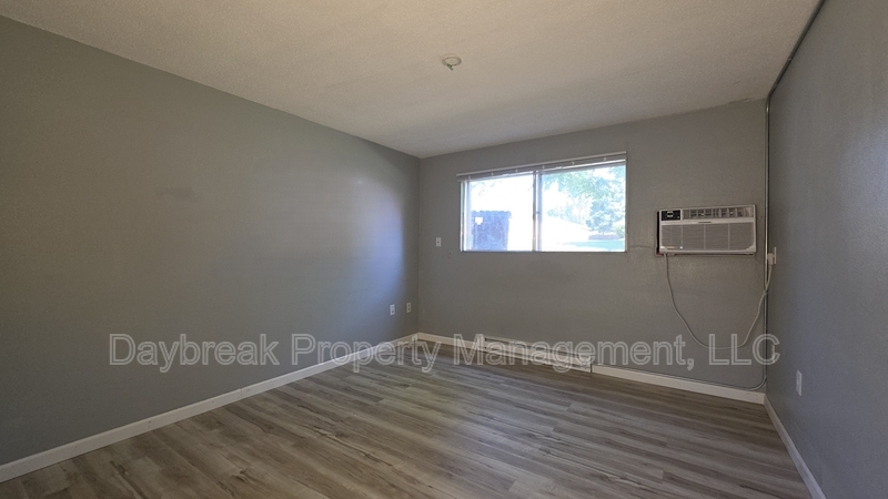 32 10th Ave N unit # 6 – photo 3