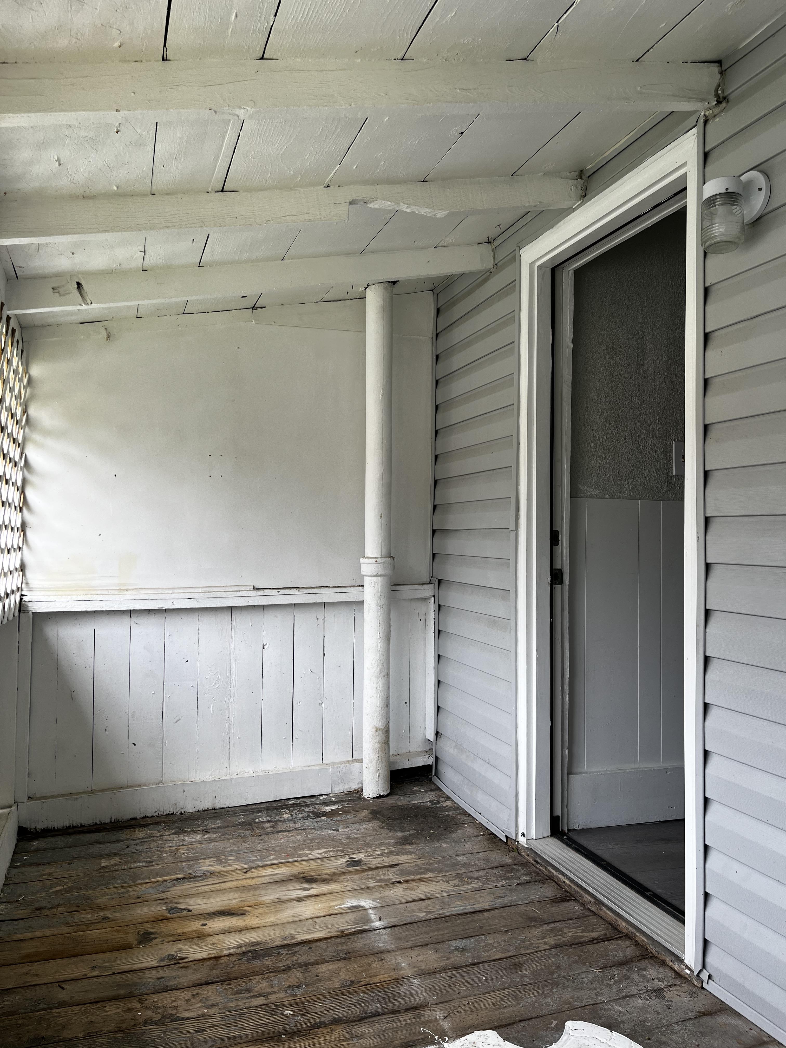 167 Essex St unit 167 1/2 – photo 1