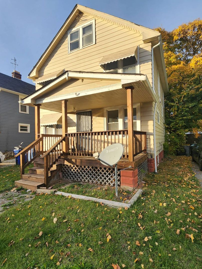 13611 Chapelside Ave – photo 1