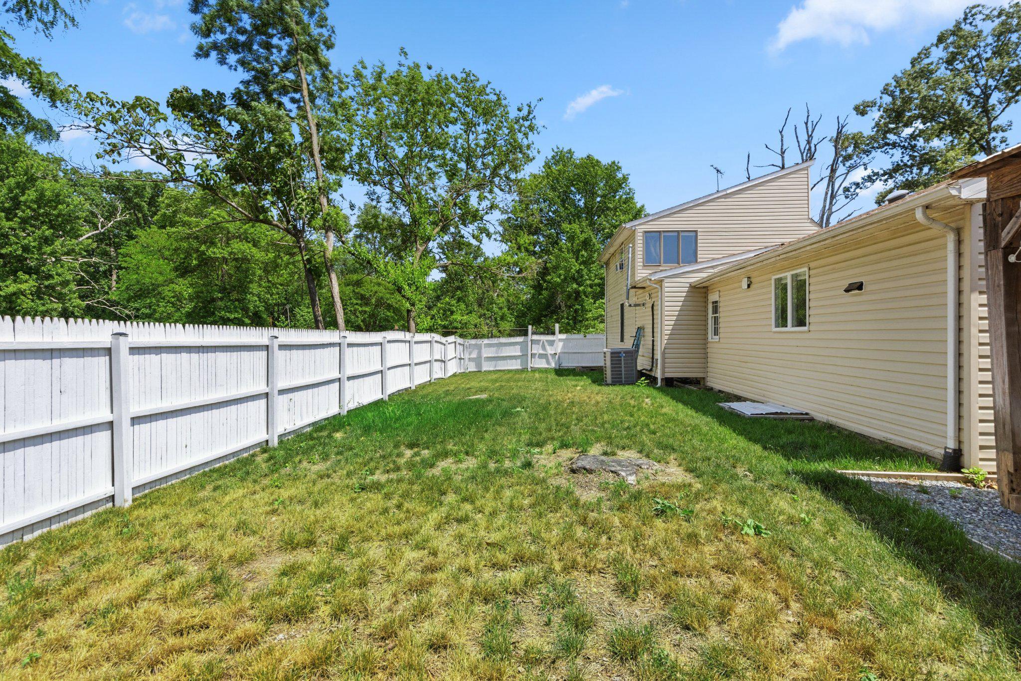 8304 Dangerfield Pl – photo 3