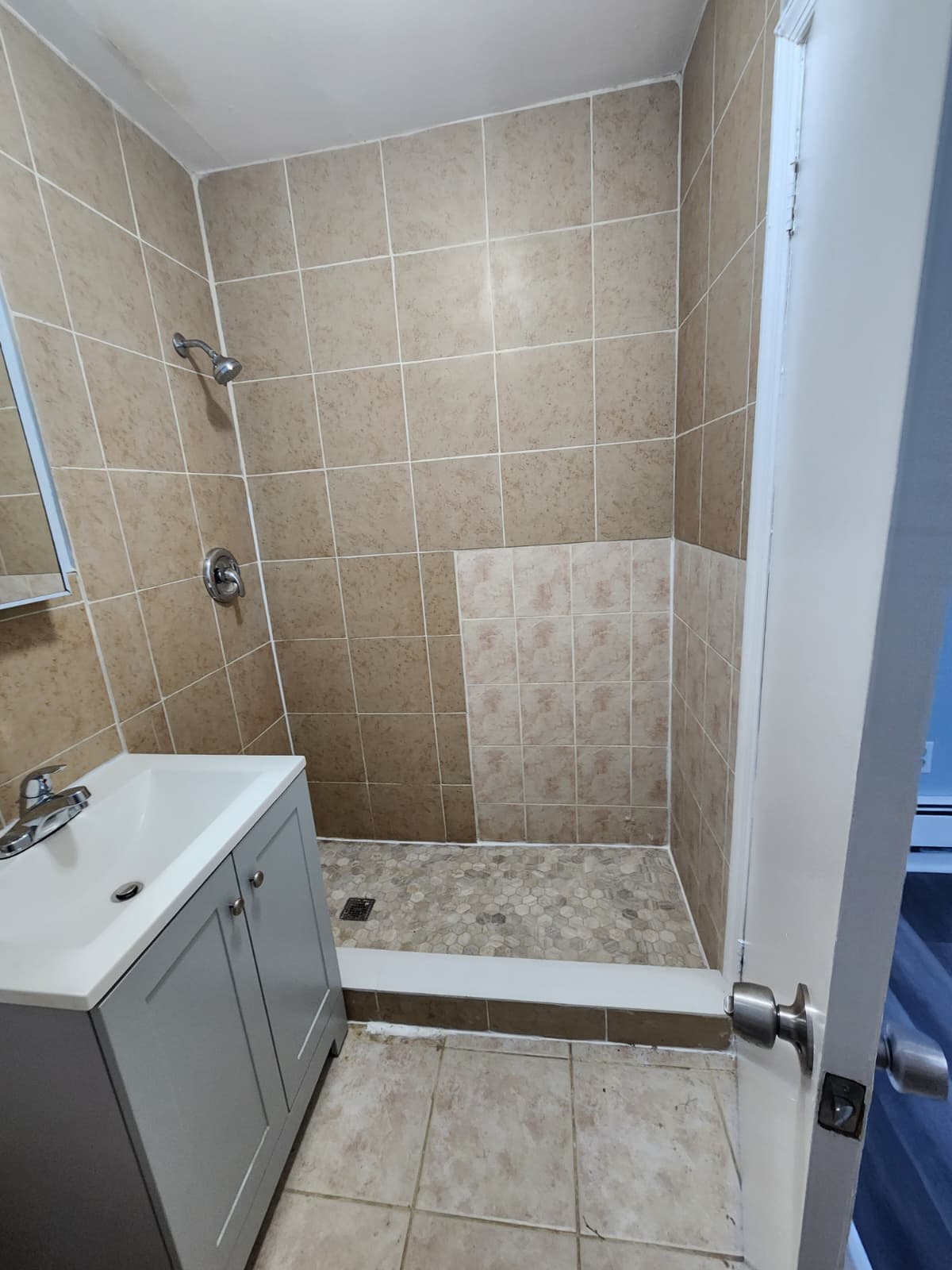 277 Clinton Pl unit 0 – photo 2