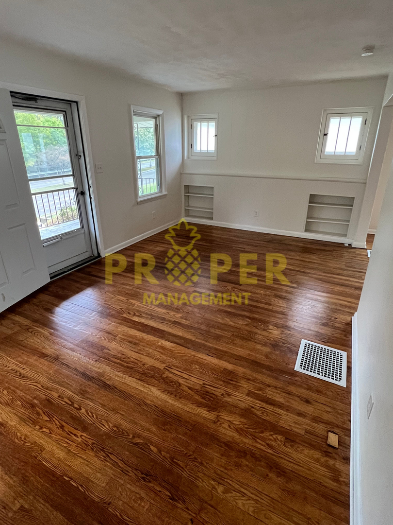3705 Riverside Dr – photo 4