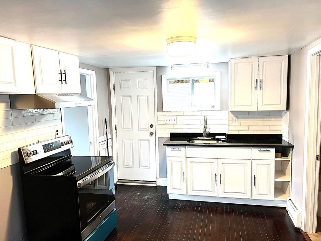 150 Locust St unit 1 – photo 4