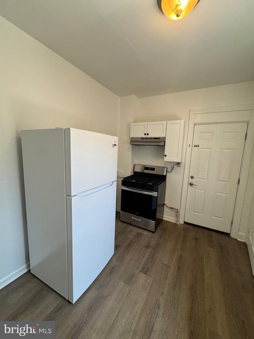 245 S Belvidere Ave unit 2ND FLR – photo 2