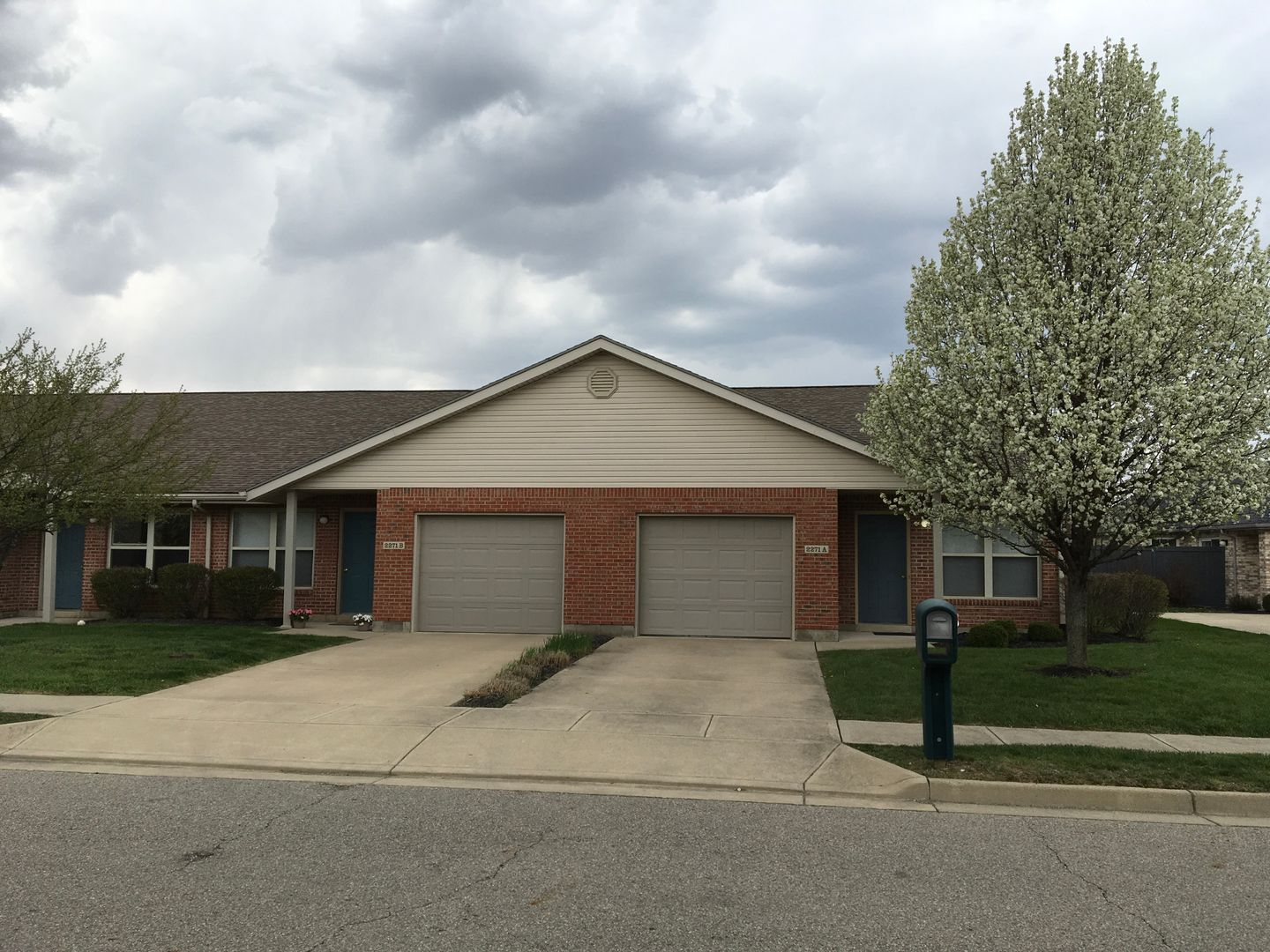 2271 Shamrock Ln unit 2271-C Shamrock Ln. – photo 5