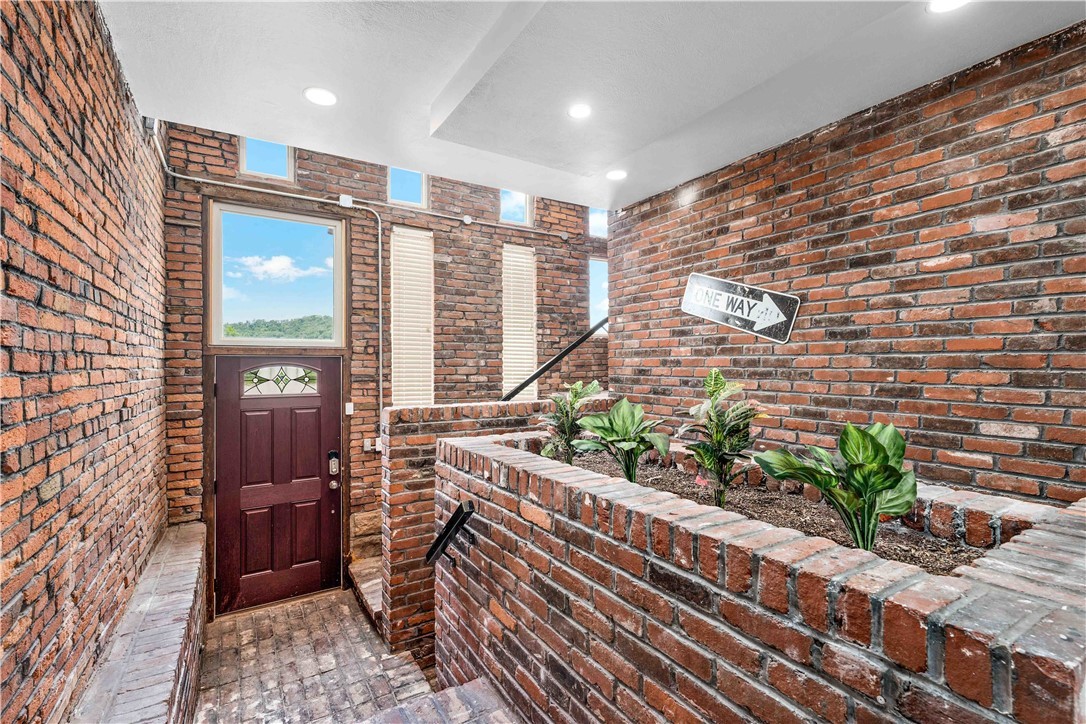 2128 Merriman Wy – photo 2