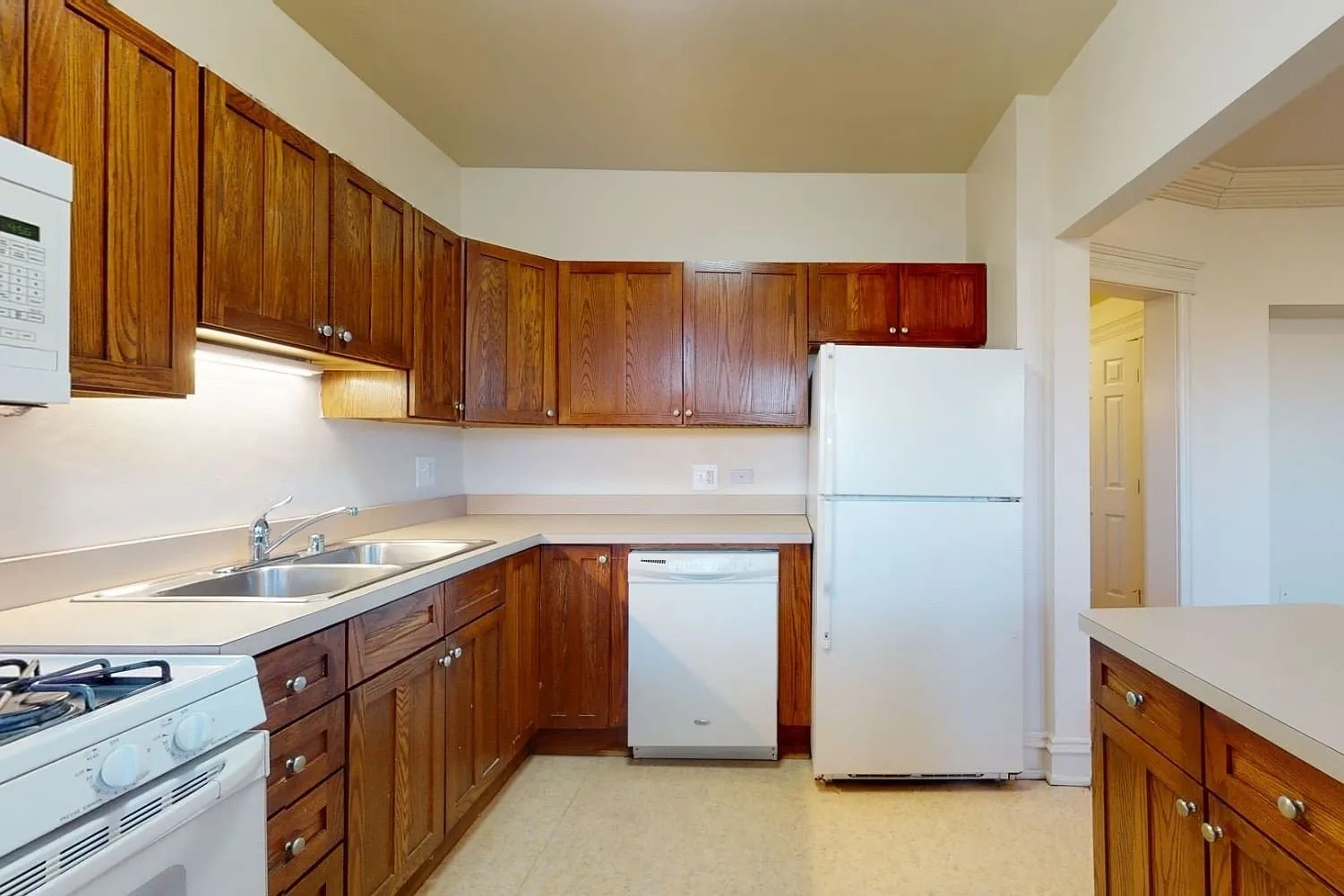 5623 S. Dorchester – photo 2