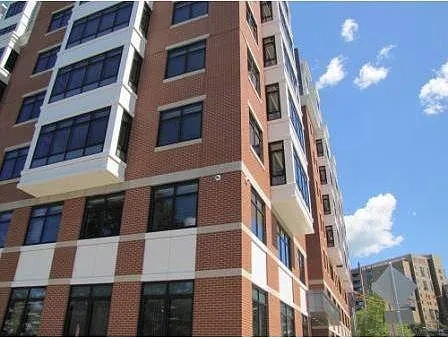 Rowe Apartments – photo 3