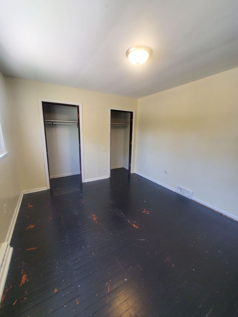 1634 Mead St unit Unit 1 - Lower Front – photo 3