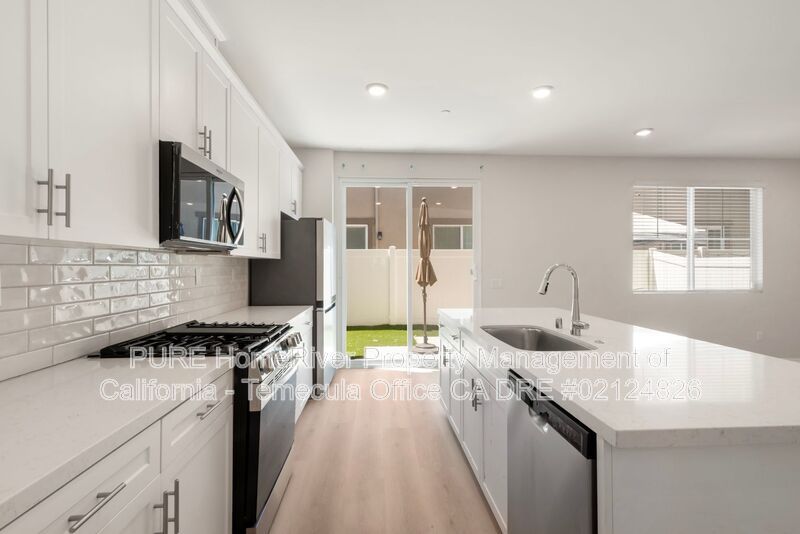 40702 Birchfield Dr – photo 5