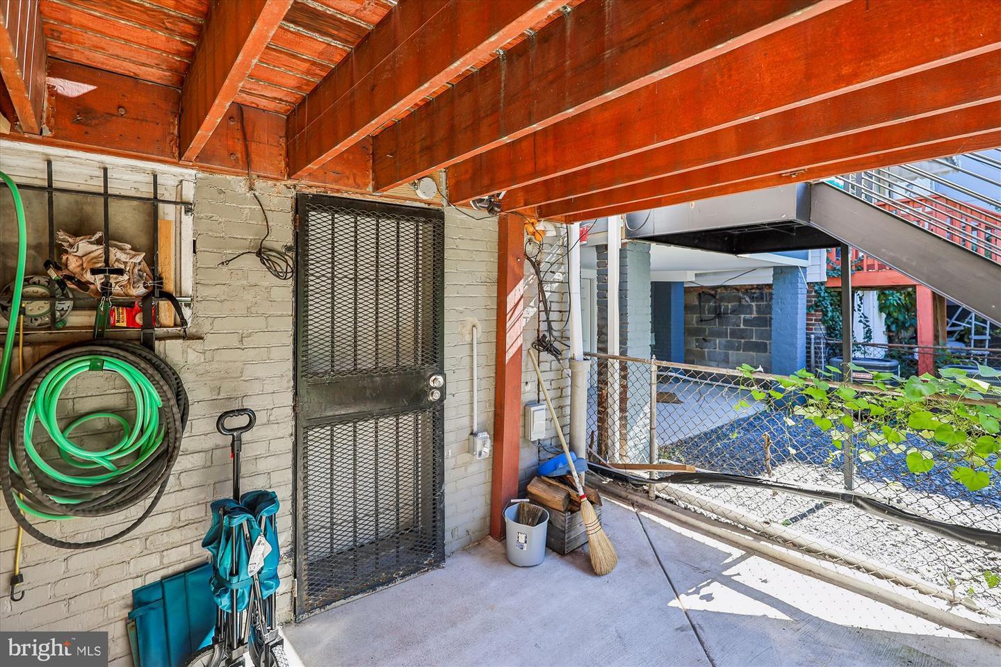 758 19th St NE – photo 1