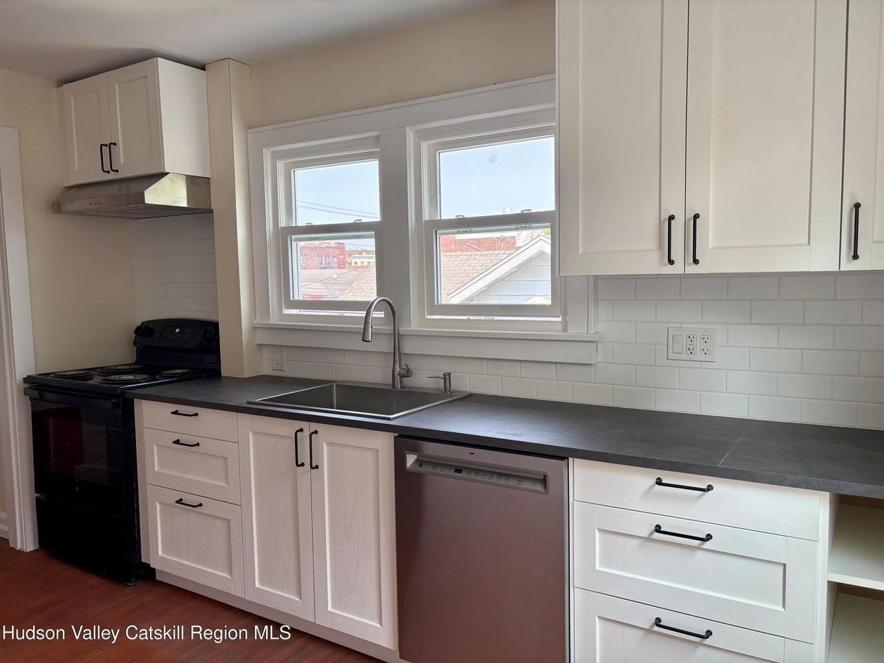 56 Cedar St unit 2 – photo 1