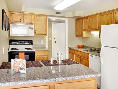 Oliver House – photo 1