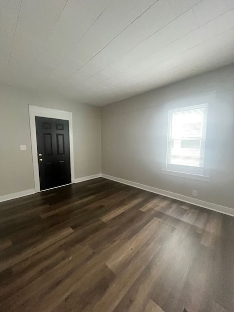 4129 W Muhammad Ali Blvd – photo 2