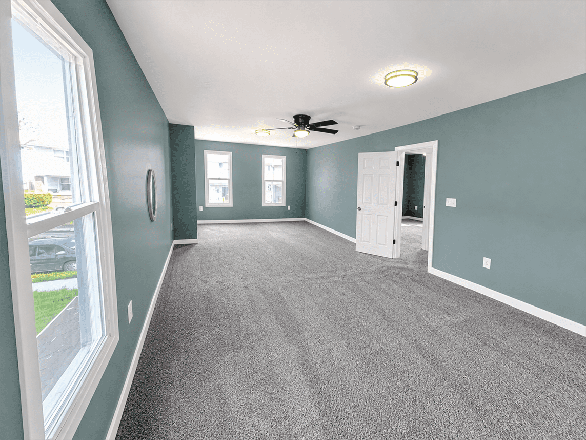 1546 W First St – photo 3