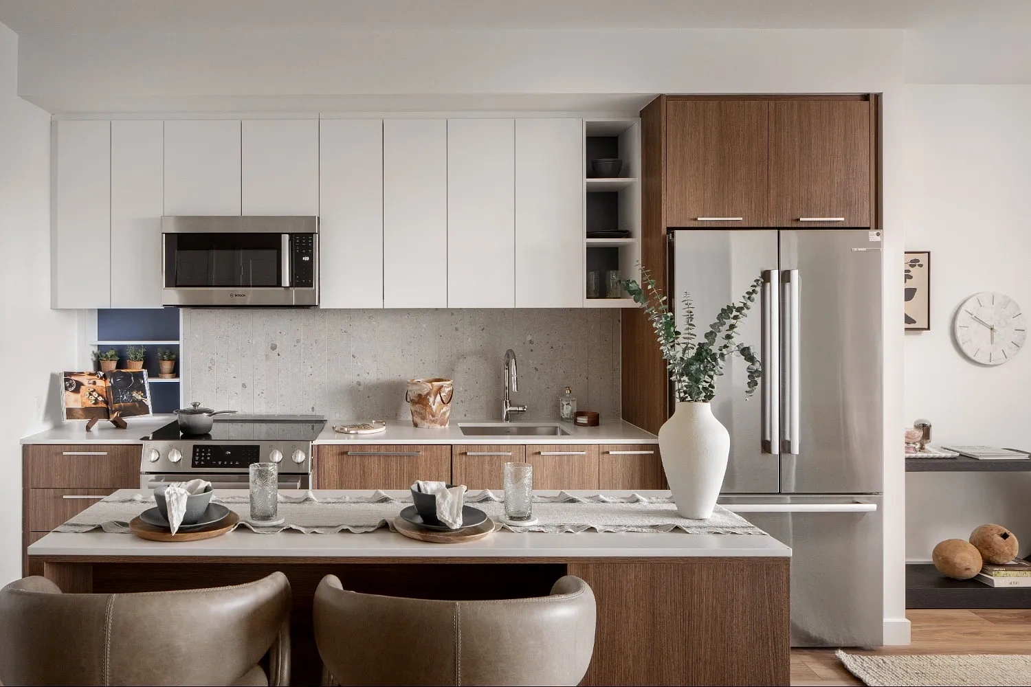 Stratos at Bridge District – photo 2