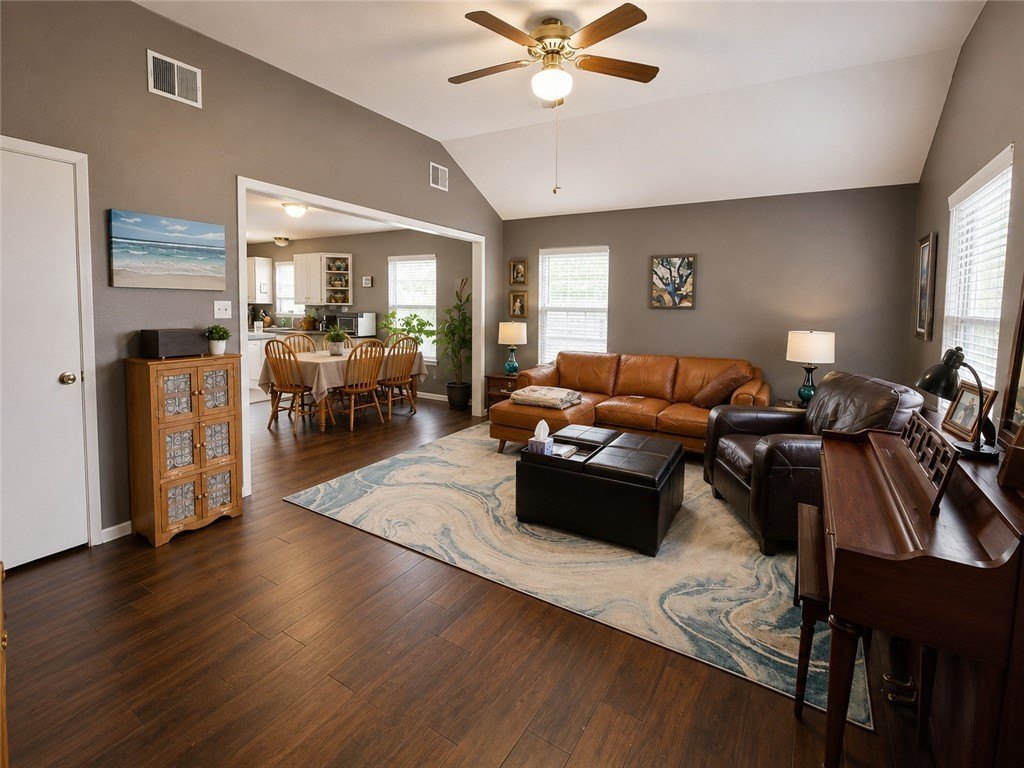 406 E Bayview Blvd – photo 3