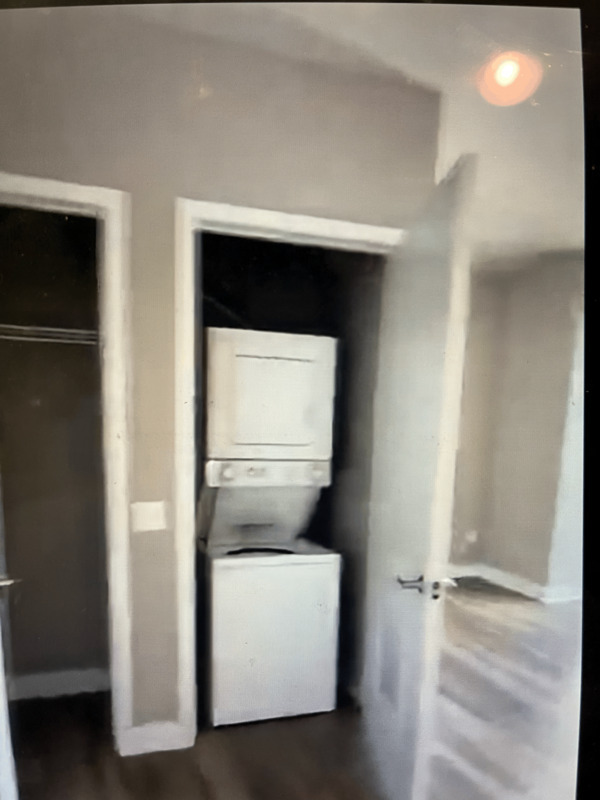 11 W Grand Ave – photo 4