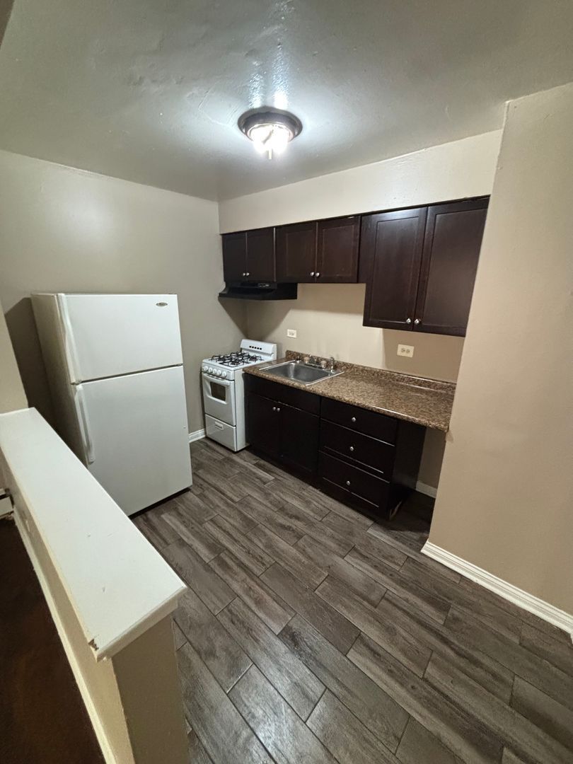 12510 Lincoln St unit 14 – photo 1