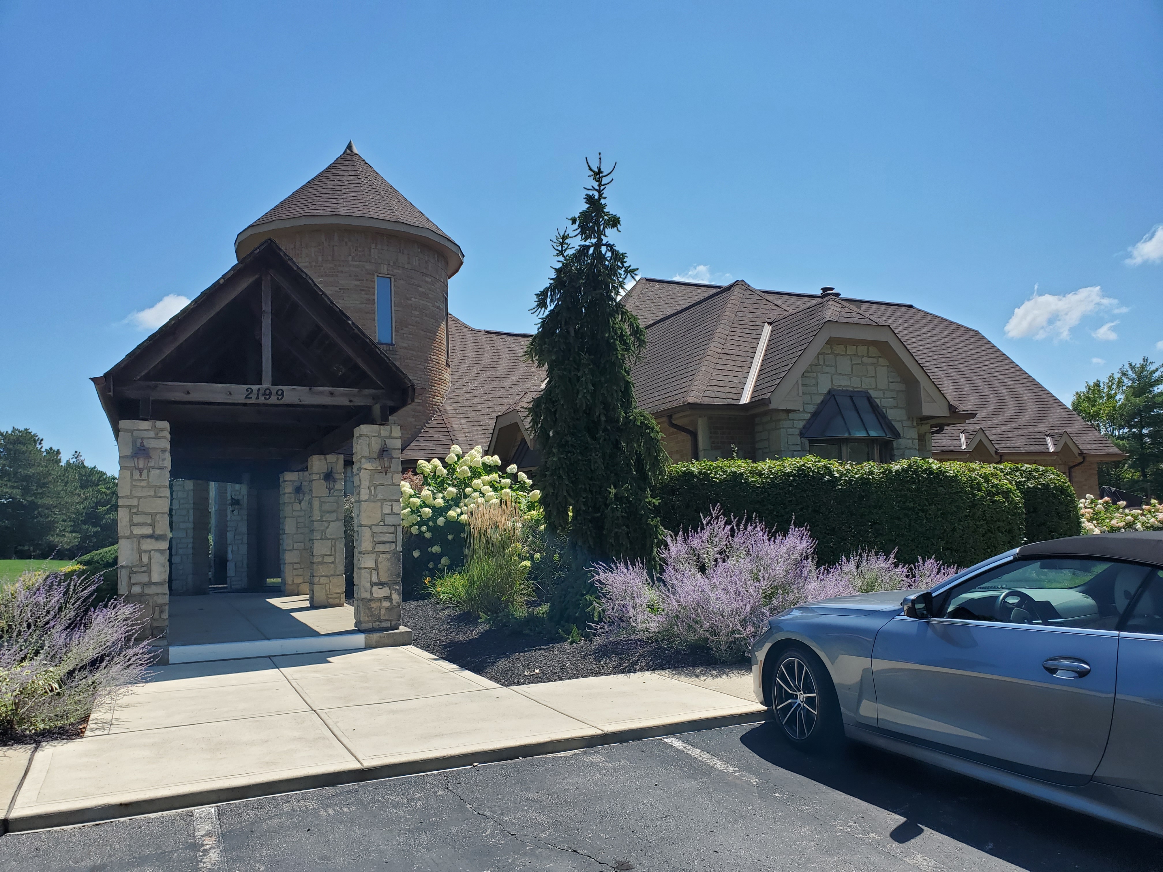 2269 Hedgerow Road unit B – photo 1