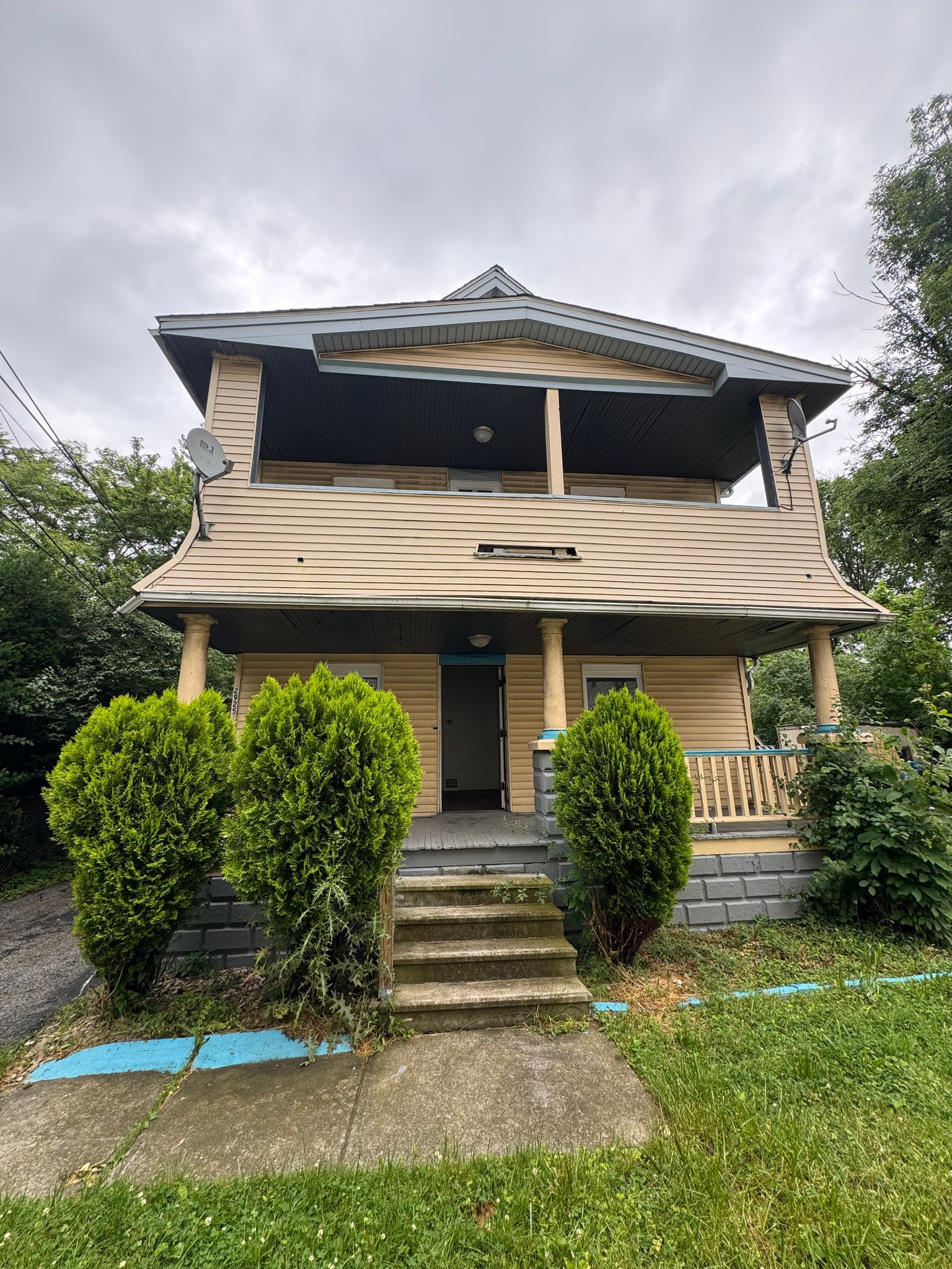 2925 E 128th St unit front or back unit – photo 1
