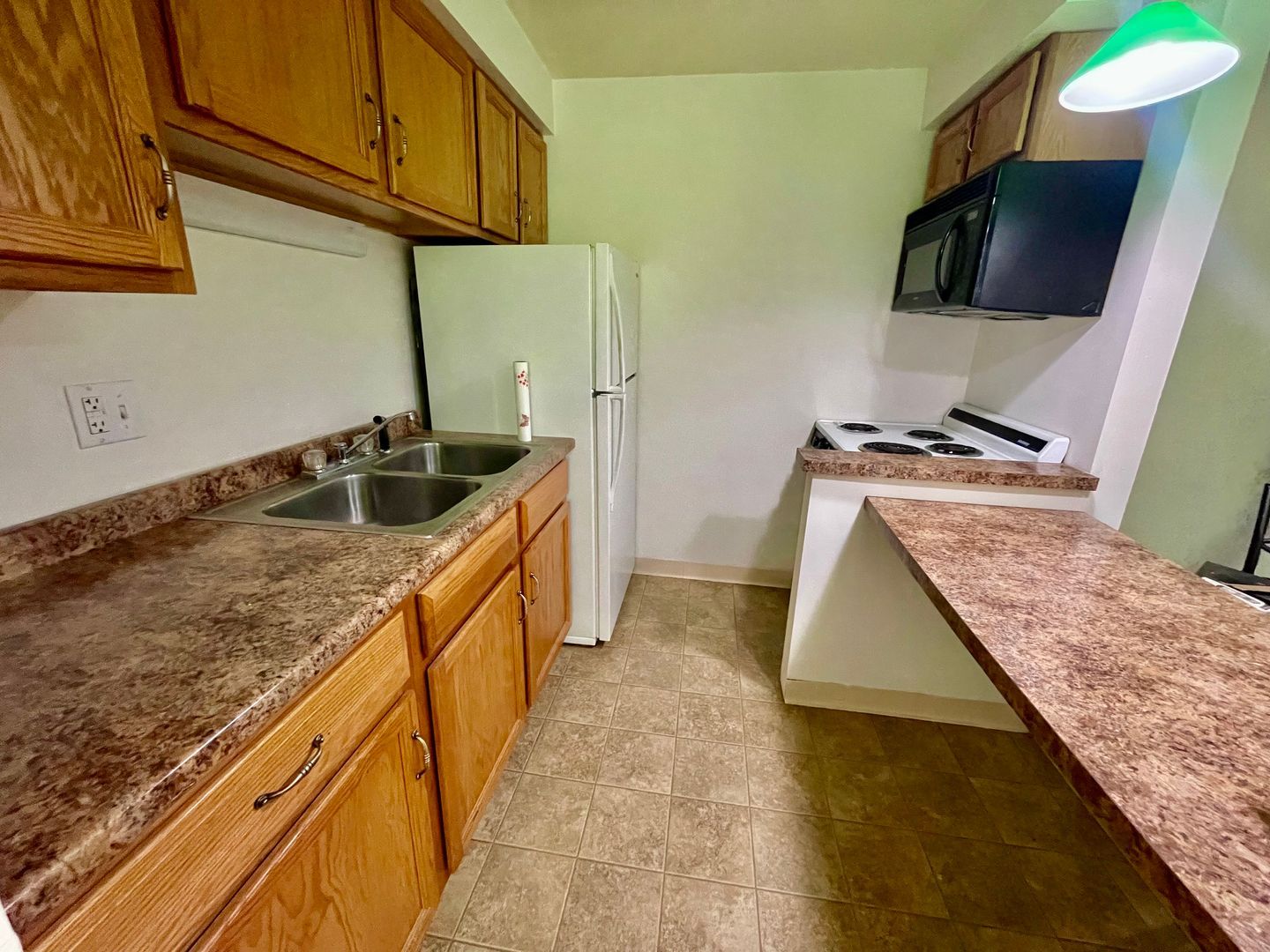 946 Carle St unit #5 – photo 5