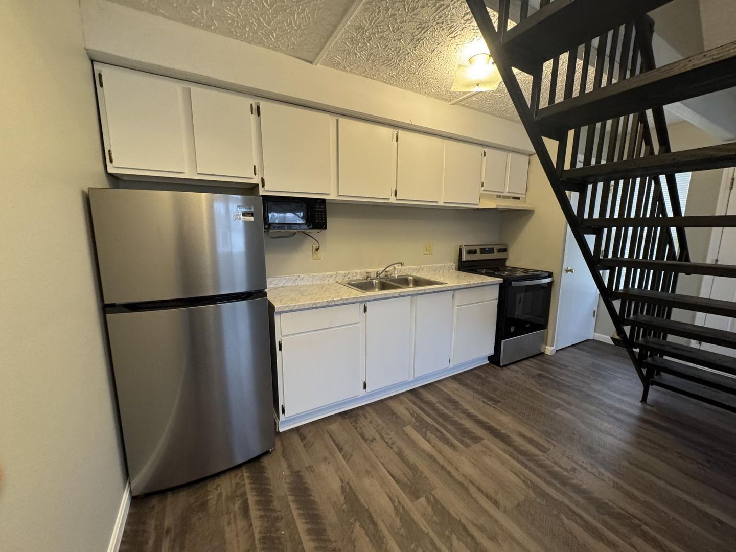 157 S High St unit E-2 – photo 4