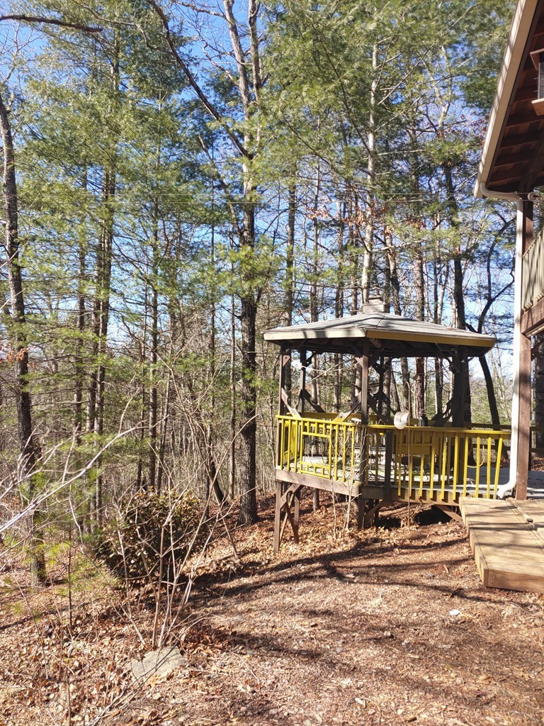 536 Henderson Rd – photo 3