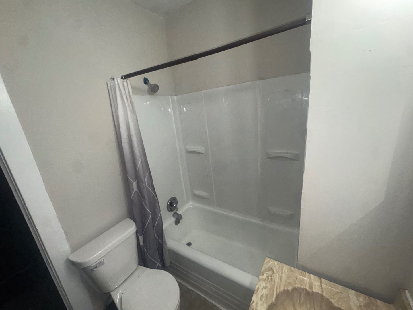 6909 Worley Ave unit UP Unit – photo 4