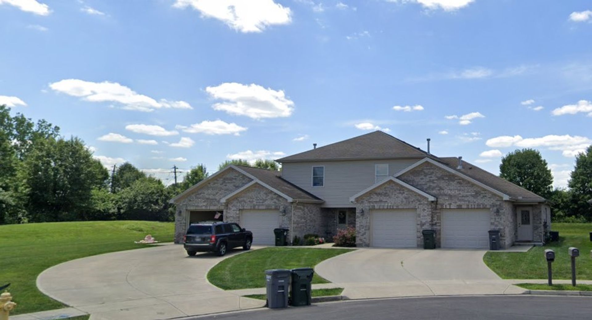 1046 Laurel Tree Ct unit 1046-B Laurel Tree Ct – photo 1
