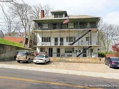 316 Independence St unit 4 – photo 1