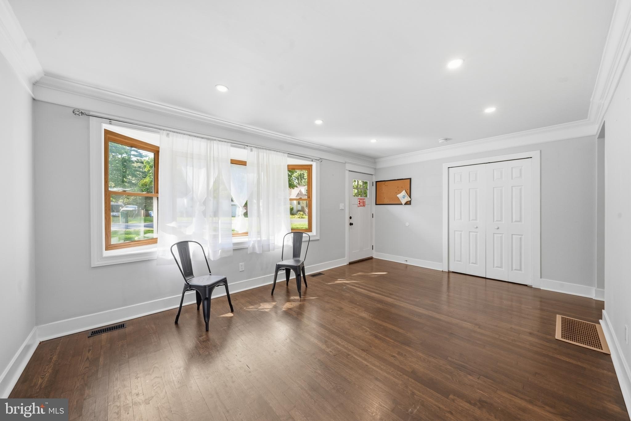 409 River Rd – photo 4