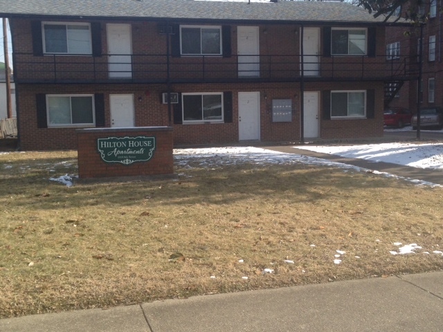 1018 8th St – photo 1
