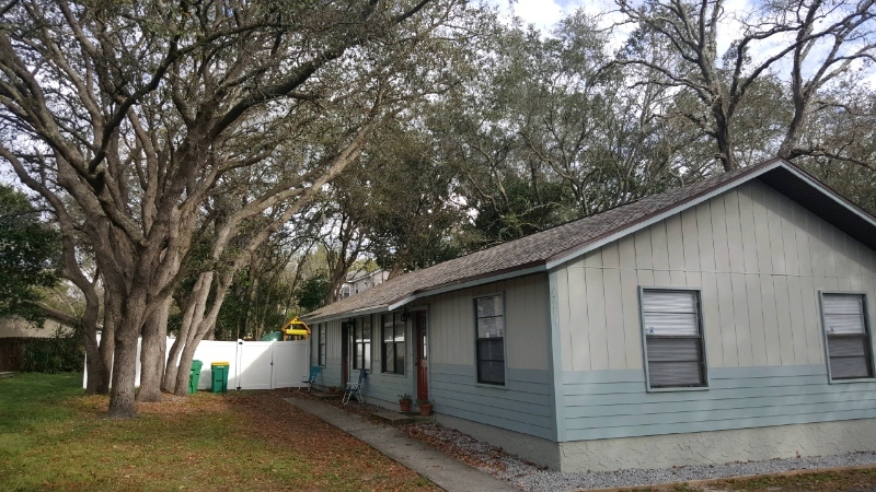 1000 Poinsettia Ave – photo 2