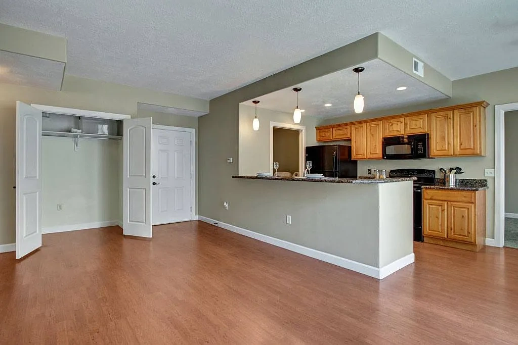 Bridges Apartment Homes – photo 2