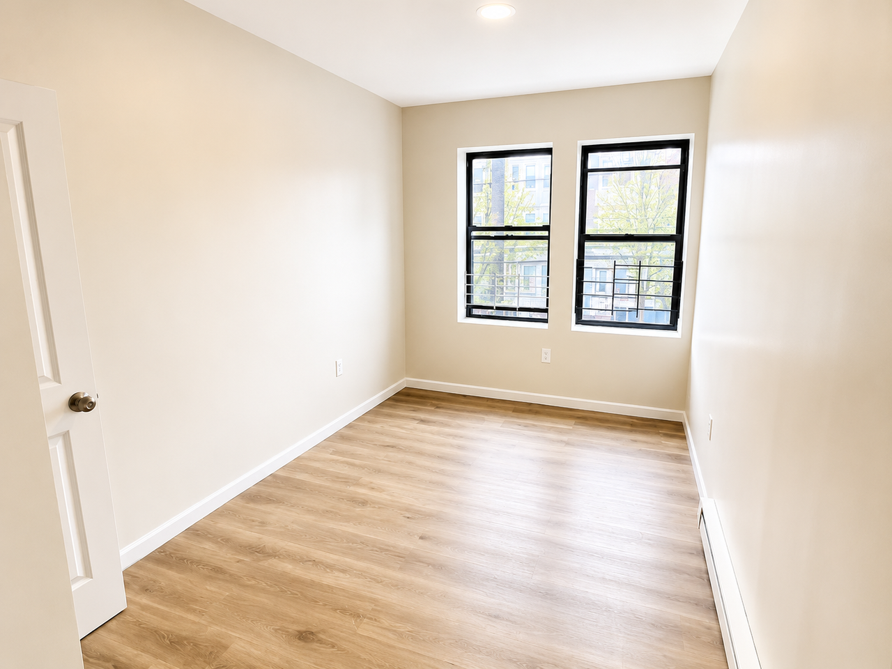 383-385 Avon Ave unit 2Ld – photo 4