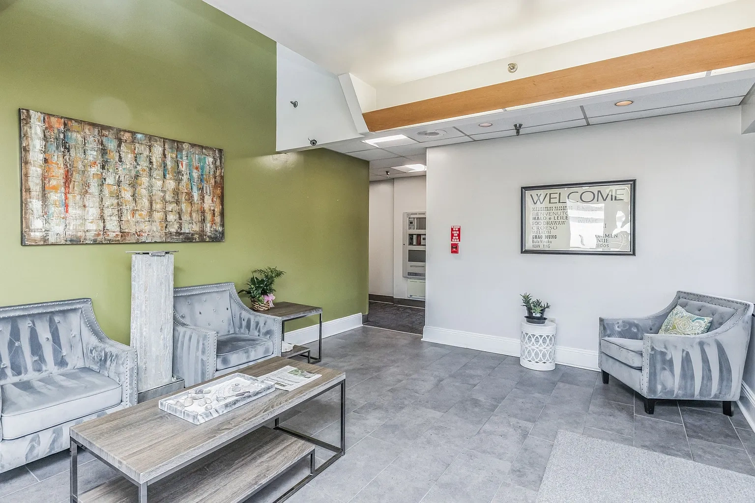 Highland Plaza Apartments – photo 5