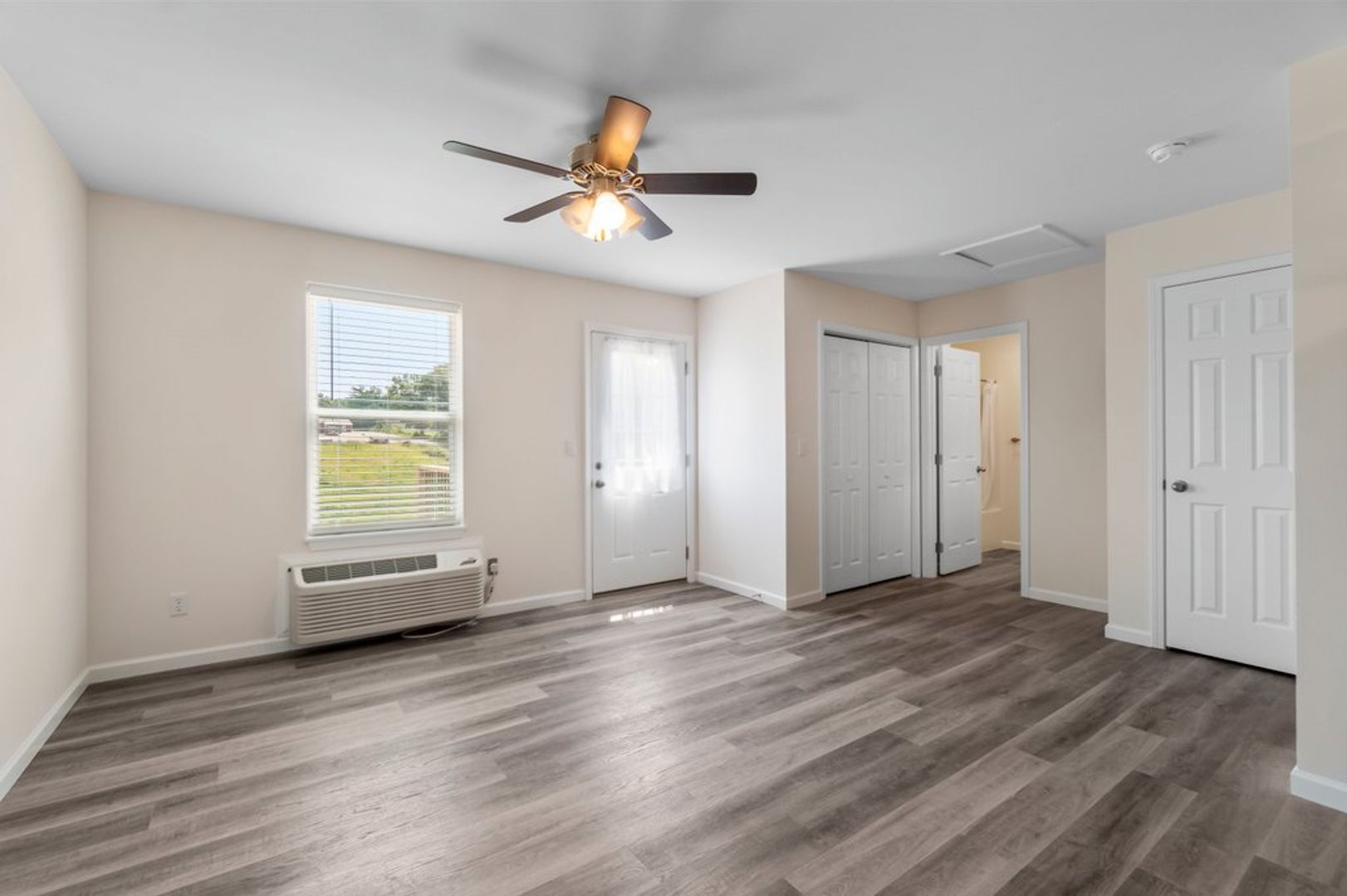 144 Highland Hls unit 102 – photo 4