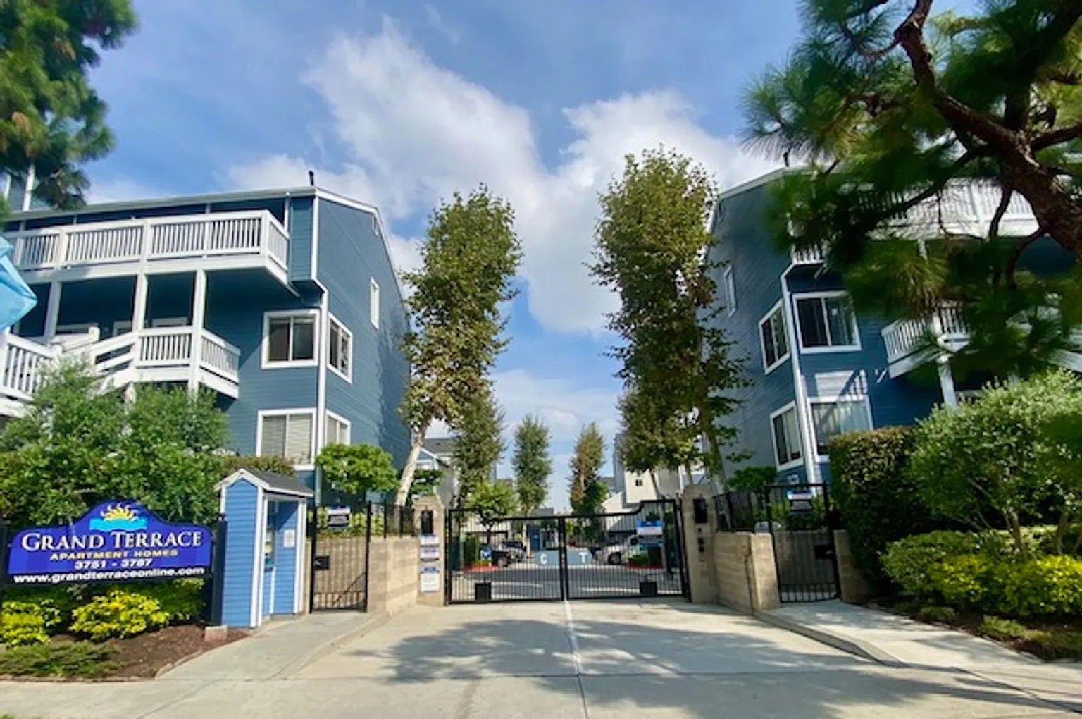 The Grand Terrace Apartments – photo 2